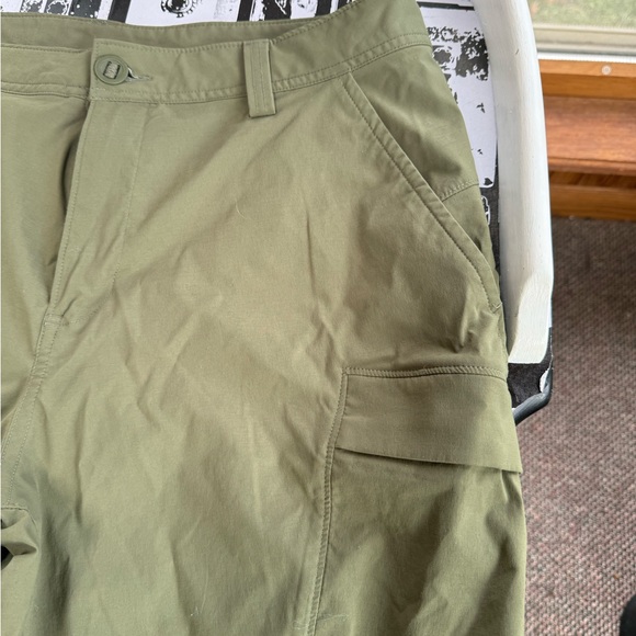 Under Armor Fish Pro - Picture 2 of 8